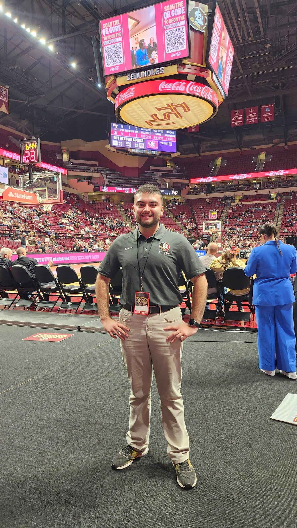 Santiago Reyes courtside during a Florida State basketball game
