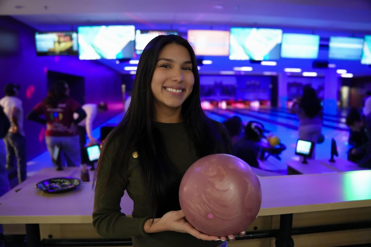 HiGSA Bowling Event: Smiles and strikes